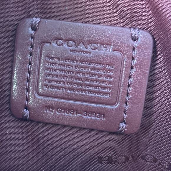 COACH SADIE 38931 PINK-NUDE LEATHER CROSSBODY, WRISTLET BAG - Picture 16 of 16